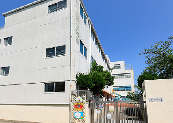 上野幼稚園（約840m・ 徒歩11分）